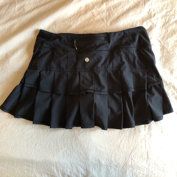 lululemon athletica Dresses & Skirts - Lululemon pleated tennis skirt